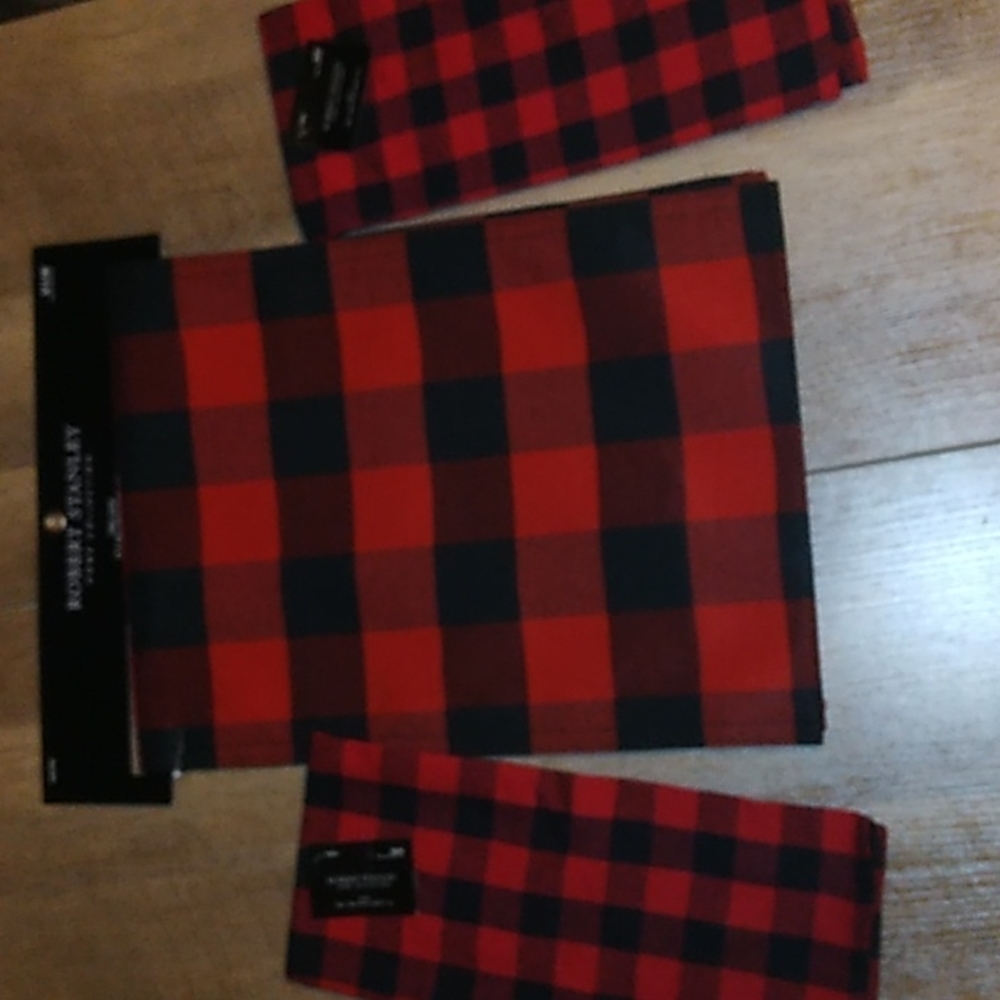 Robert Stanley Runner / Towel set